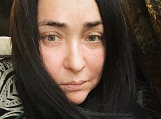 Лоліта забирає дочку з Києва: В Україні вона не навчатиметься