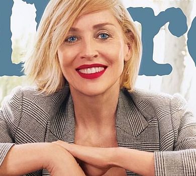 61-річна Стоун знялася в мереживних трусиках та розказала про секс у її віці