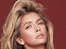 Брежнєва у джинсах і майці показала, як бути собою. ФОТО