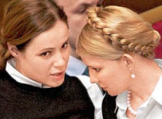 Соратниця Тимошенко повторює за Довгим, а її дітей виховують її батьки