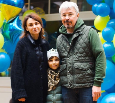 Росте справжній козак: Ткаченко привітав сина з 7-річчям мілітарі-тортом