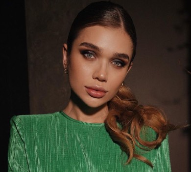 Саша Бо у сексі-мереживі показала одне з найсильніших жіночих задоволень