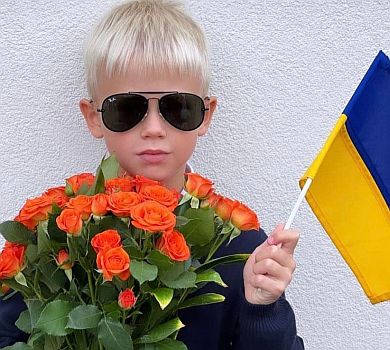 Тищенко, Цибульська, Сільченко та Арістови відрядили дітей до шкіл в Україні 