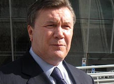 Як Янукович провалився у відстійник, а потім у колодязь