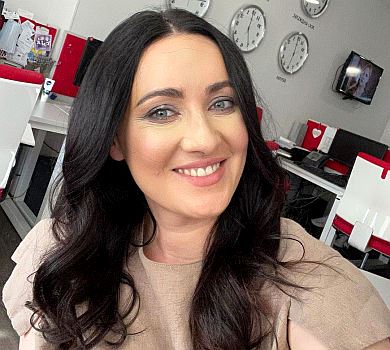 Магія макіяжу: Вітвіцька показала, як із її личка зникли страшні синці після ДТП. ФОТО