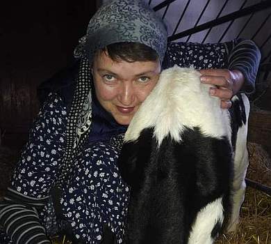 Доярка Надя: Савченко показала, що зараз поробляє