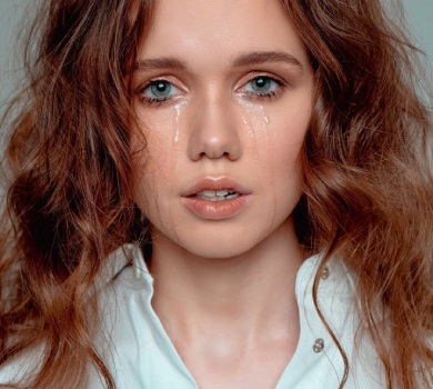 Почула звуки ракет, а потім гучний вибух: Блогерка Тімошенко розказала, як тікала від війни і що відчуває зараз