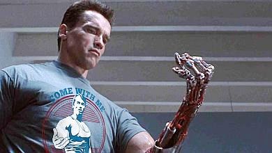 Шварценеггер хоче відсудити $10 мільйонів у росіян, що створили робота з його обличчям