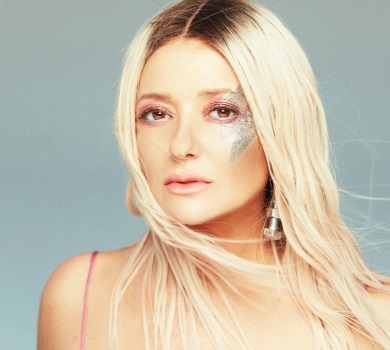 Ніколи тебе не покину: Могилевська присвятила пісню Україні. ВІДЕО