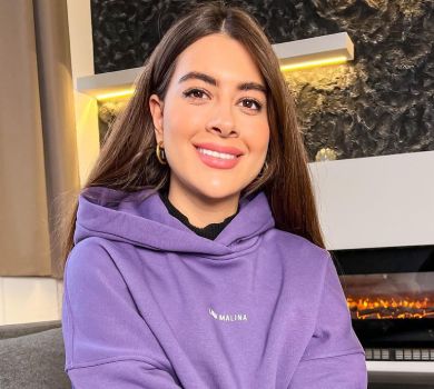 Раміна у нюдовому топі та лосинах показалася у своїй найбільшій вазі