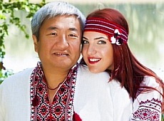 53-річний мер Запоріжжя живе з 19-річною студенткою в будинку її родичів