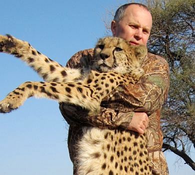 Шуфрич і мертві тварини: у мережі з'явилися шокуючі ФОТО з сафарі