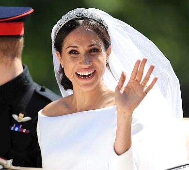 Маркл заявила, що британським принцесам платять, та підрахувала прибутки від її весілля з Гаррі