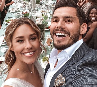 Подружжя Добринін та Квіткова нарешті влаштували собі гучне весілля. ФОТО