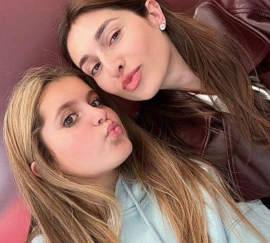 Дружина Ярославського з трьома його дітьми показалася у Нью-Йорку та Вашингтоні. ФОТО