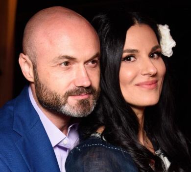 Єфросиніна в танці привітала чоловіка з бірюзовою річницею 