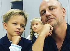 Потап, Береза та Єгорова урочисто відвели нащадків вчитися. ФОТО