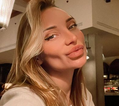 Найочікуваніша зустріч: Шишпор показала ніжне фото Бущана з їхньою дочкою 