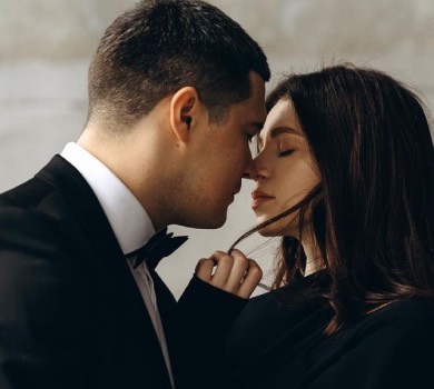 Обійми ведмедя і дурнуватий гумор: дружина міністра Федорова засипала його компліментами в день народження