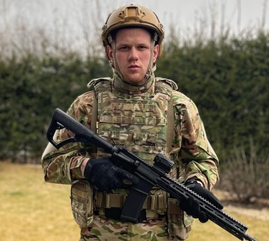 Витягли вже вісім уламків: зірка Носорога Філімонов дістав поранення на фронті