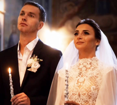 Часом палає, часом тліє: Гвоздьова привітала свій скарб з 9 річницею та показала фото вінчання