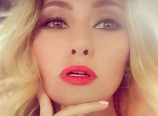 Магдич на Капрі святкувала день народження з Васадзе і в 5-метровій сукні