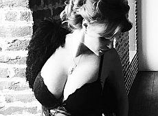 Славі з НеАнгелів нема де народжувати