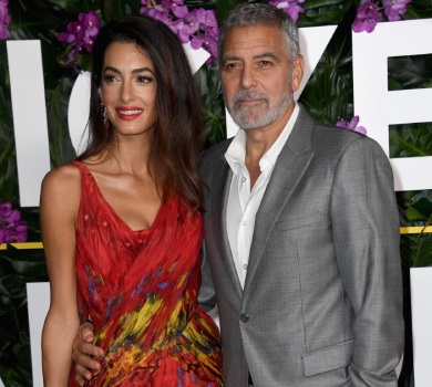 Дружина Клуні розповіла, який малюнок їхній 5-річний син присвятив путіну