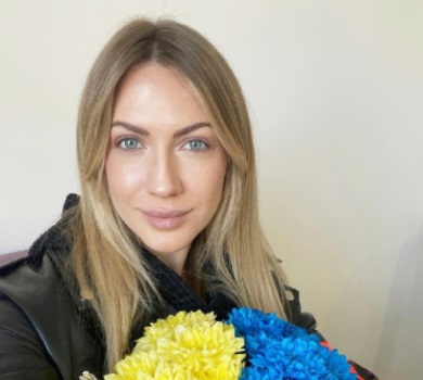 Час страху пройшов: Нікітюк закликала жінок дбати про свою красу