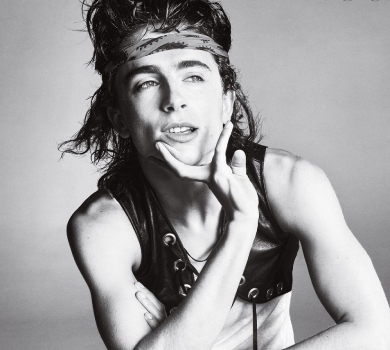 Рожеве волосся та шкіряне вбрання: зірка Дюни Шаламе став першим чоловіком на обкладинці Vogue UK 