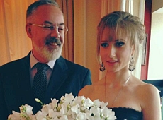 Табачник та Фокін привітали подружку Януковича 