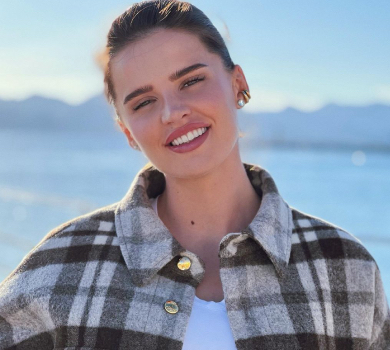 Модель Андрес вдруге стала мамою та показала личко новонародженої дитини. ФОТО