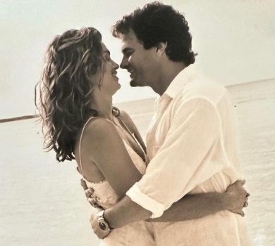 Не можу уявити життя без тебе: Кроуфорд із чоловіком відзначили срібне весілля