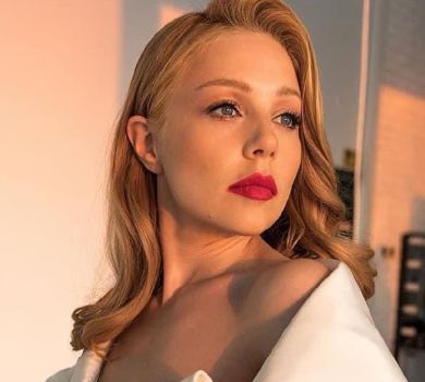 Кароль – орден, Потапу – Заслуженого: Зеленський до Дня Конституції роздав нагороди і звання