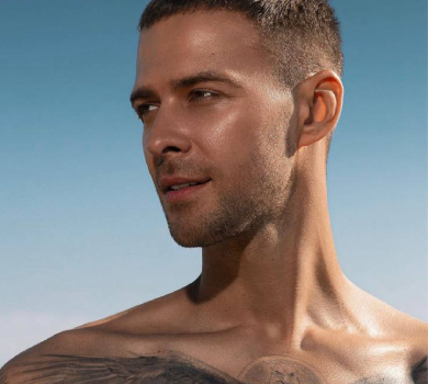 Барських на коні проїхався центром Києва. ФОТО