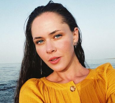 Саніна на найгіршому відпочинку показала пружне тіло в бікіні