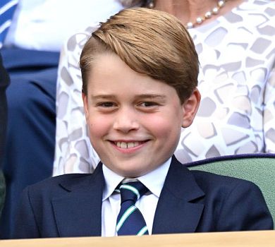 Весь у батька: принца Джорджа з нагоди 10-річчя зазнімкували у стильному кежуалі. ФОТО