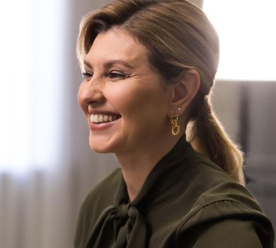 Ну ти зрозуміла...: Зеленський привітав своє кохання обірваними фразами