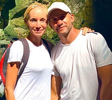 Дружина Шевченка показала себе в купальнику зараз та 15 років тому