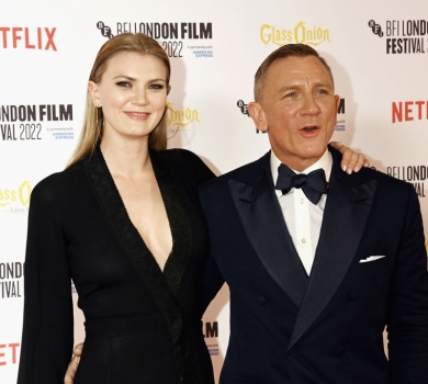 Деніел Крейг засвітився на червоному хіднику з дорослою донькою