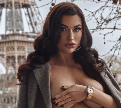 Омєрзітєльно: як дружина екснардепа Рибалки зі своїм Зевсом і трьома дітьми у Франції поневіряється