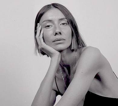 Fashion-директорка Vogue вибачилася, що назвала війну в Україні громадянською