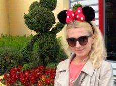 Дочка Медведчука хизується подорожами та слухає Тіматі 