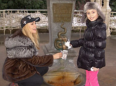 Сумська з дочкою розпухли від чеського питва