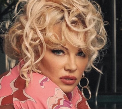 П’ятий млинець нанівець: Андерсон розлучається через рік після весілля