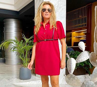 44-річна Бадоєва показала ніжки в міні та пояснила, чому в її гардеробі 95% суконь