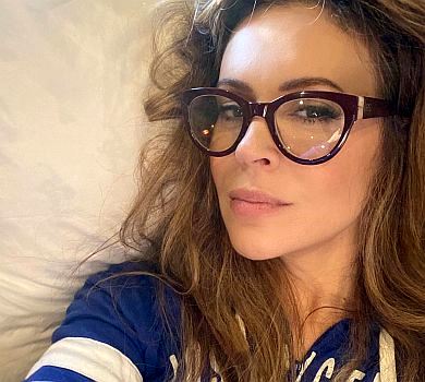 Думала, я помираю: в Алісси Мілано після 3 негативних тестів таки підтвердився COVID-19