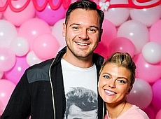 Блохіна влаштувала доньці рожево-кулькове триріччя 