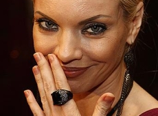 Окунська зібралася у депутати від Бітьківщини