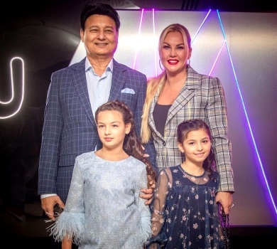 Камалія показала, як її 9-річна донька малює під час повітряної тривоги